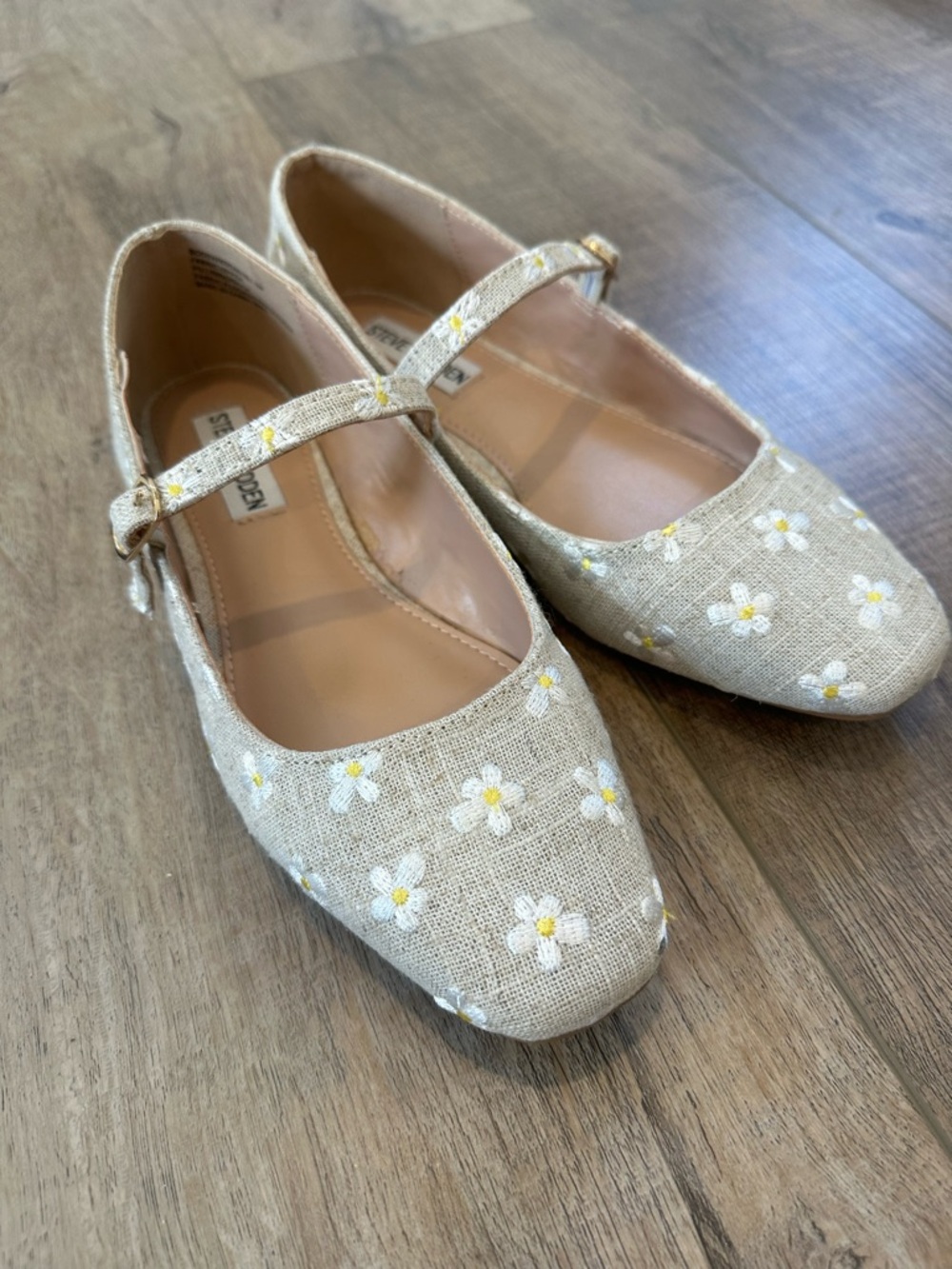 Daisy Ballet Flats